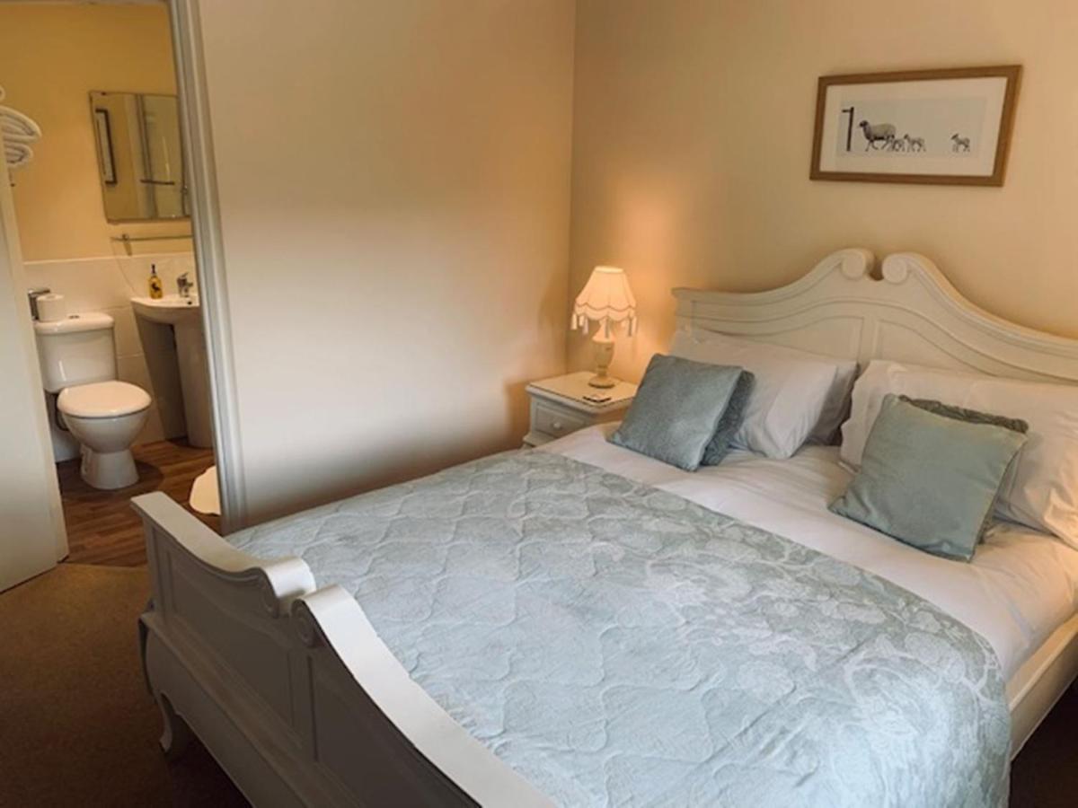Cocketts Hotel Hawes Esterno foto