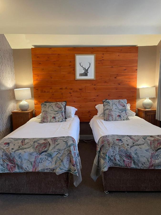 Cocketts Hotel Hawes Esterno foto